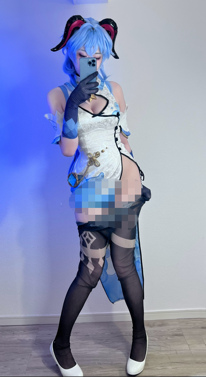 斓毒wanshebobi   黑丝甘雨旗袍，珍珠丁字裤震动棒自慰 【1V 382MB】